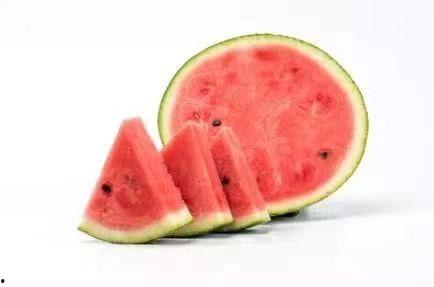 在夏天吃瓜方法,瓜果飘香，清凉一夏的吃瓜攻略