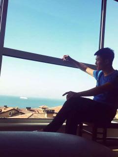 吃瓜聚众的视频素材,一场聚众视频背后的社会现象